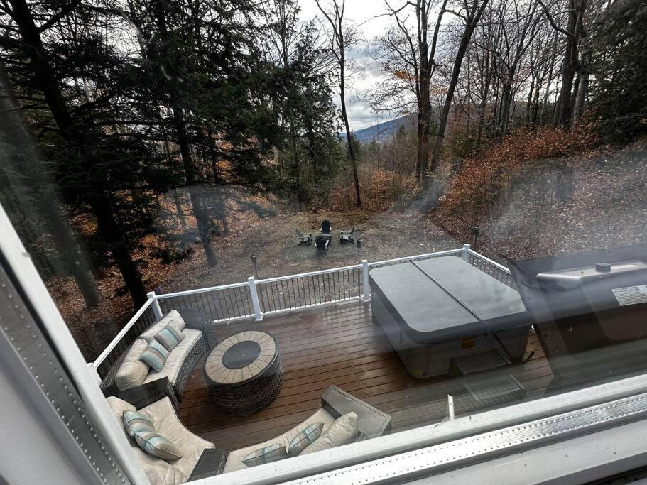 New! Cozy & Modern A-Frame In The Woods W/Hot Tub Βίλα Tamworth Εξωτερικό φωτογραφία