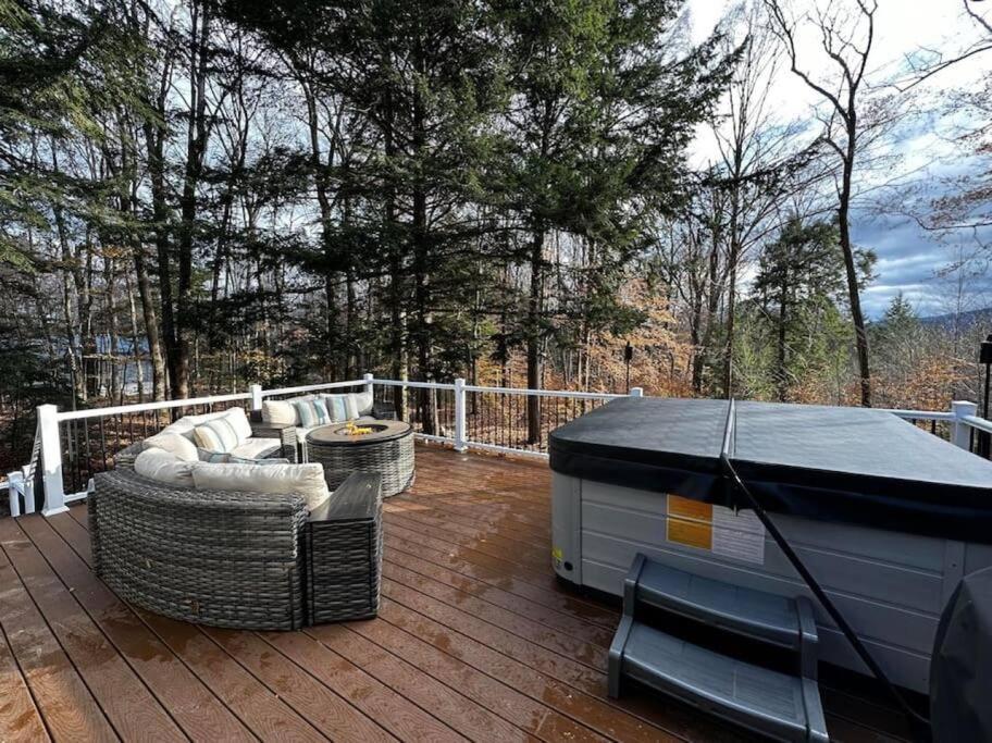 New! Cozy & Modern A-Frame In The Woods W/Hot Tub Βίλα Tamworth Εξωτερικό φωτογραφία